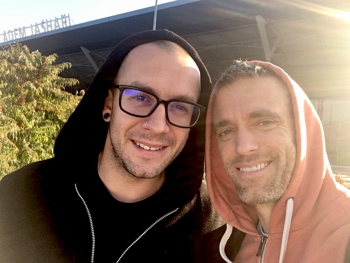 inspirecitizen1's tweet image. May

Full launch of the globalyouthmedia.org hub +
@thecritics001 &amp;amp; @OutoftheBlocks1 &amp;amp; inspirecitizens.org &amp;amp; @VoiceLab2 Ss leading deep dive workshops + time in beautiful Seoul = Wow + incredible learning

@MadForMaple @EugLeonard @Maire_from_NJ @MrPranPatel @Mrs_Gilchrist