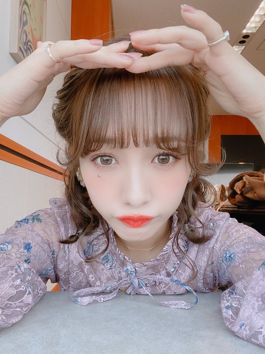 前田希美の私服 フラワーレースのピンクのワンピースに合わせて髪型もあまあまに可愛く 芸能人の私服 衣装まとめ Woomy 前田希美の私服 フラワーレースのピンクのワンピースに合わせて髪型もあまあまに可愛く 芸能人の私服 衣装まとめ Woomy