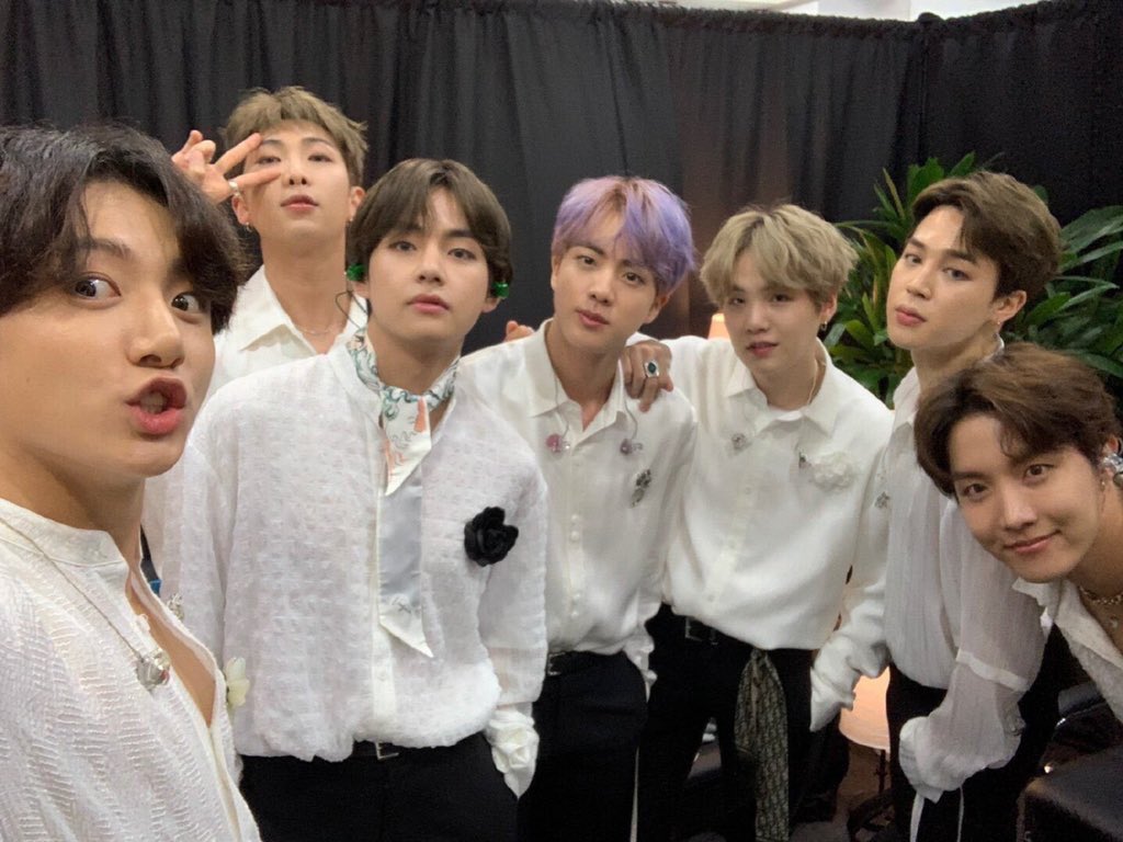 day 13:  @BTS_twt yesterday i said we'd get bts, connect today but SIKE ! i aint connect nothin today bros! so mañana we'll try and do better. pls dont do nothin while im sleep. ok i love you