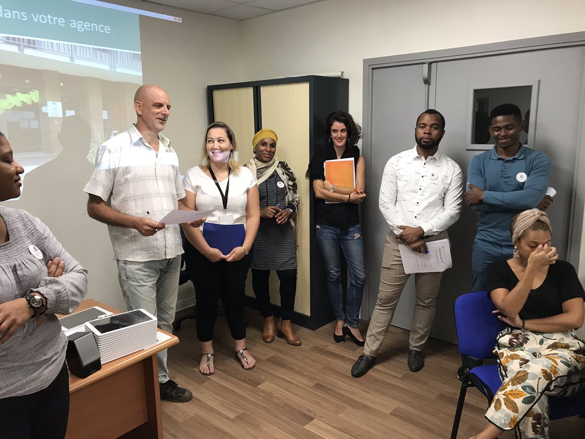 BakloutiC's tweet photo. #Pôleemploi #MAYOTTE 1er pack de démarrage aujourd’hui. 15 DE conviés  et présents. Bon début, excellente continuation. https://t.co/ytxEAmDYVj