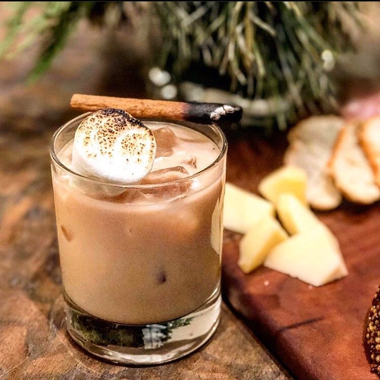 The Walper Hotel (@walperhotel) on Twitter photo Not your average White Russian🥃
⠀⠀⠀⠀⠀⠀⠀⠀⠀
// All Spice White Russian: Pear + all spice infused vodka, Kahlua + cream, toasted marshmallow
Cure your Winter blues with some of our craft cocktails at Lokal!
📸: <a href="/johnnydrinksTO/">John McFarland</a>
#walperblock #boutiquhotel #craftcocktails Not your average White Russian🥃
⠀⠀⠀⠀⠀⠀⠀⠀⠀
// All Spice White Russian: Pear + all spice infused vodka, Kahlua + cream, toasted marshmallow
Cure your Winter blues with some of our craft cocktails at Lokal!
📸: <a href="/johnnydrinksTO/">John McFarland</a>
#walperblock #boutiquhotel #craftcocktails