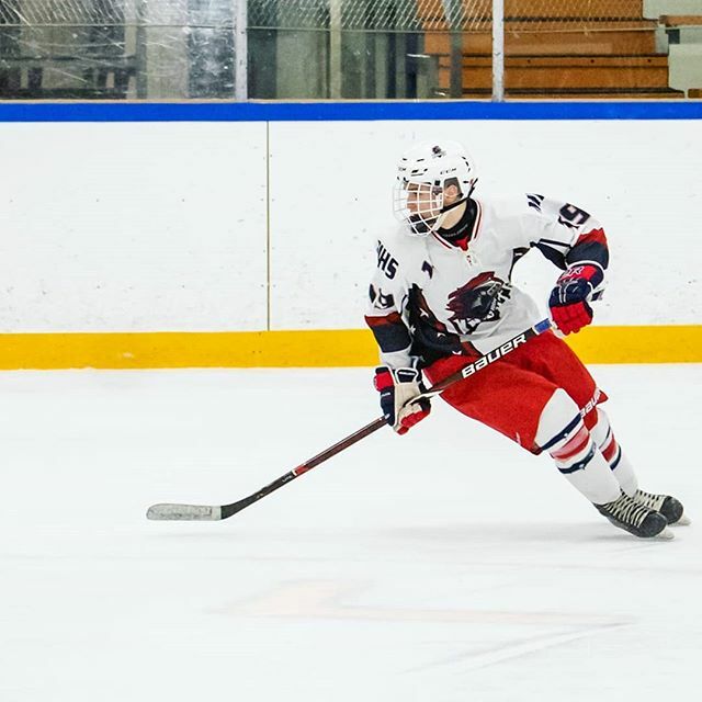 alcamphoto's tweet photo. Turning on a Dime!
.
.
.
#halifaxnoise #hockey #hockeylife #actionsportsphotography #hockeygame #sportsphotgraphy #actionsports #actionshots #sports #hockeycanada #Canon #7dmkll #hockeyplayers #instasports #millwoodknights
#instagram #hockeymom #canonwa… https://t.co/v7TniEKqQc https://t.co/JPnCc5cZsd