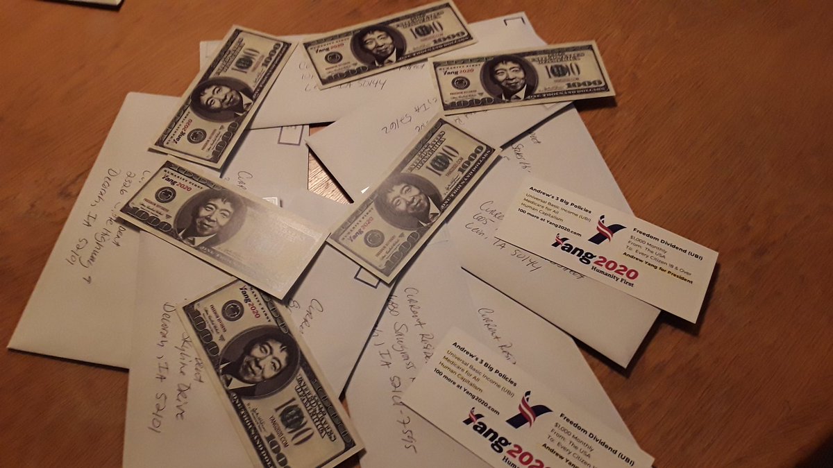 Lopez20231's tweet image. "Hello Iowa. I'm a Volunteer from California. I'm reaching out because I'm worried that we are not, emotionally and financially ready for the future."
#PenPalsForYang 
#IowaCaucus #IOWAPOLL