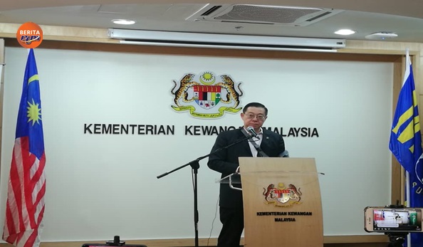 beritartm's tweet photo. 14 Jan - Pelancaran e-Tunai Rakyat esok, 15 juta rakyat dijangka terima wang percuma melalui e-dompet
https://t.co/hofS5S39VR
@guanenglim
#BeritaRTM #RTM #eTunai #edompet #Putrajaya https://t.co/gkfDYSTH2p