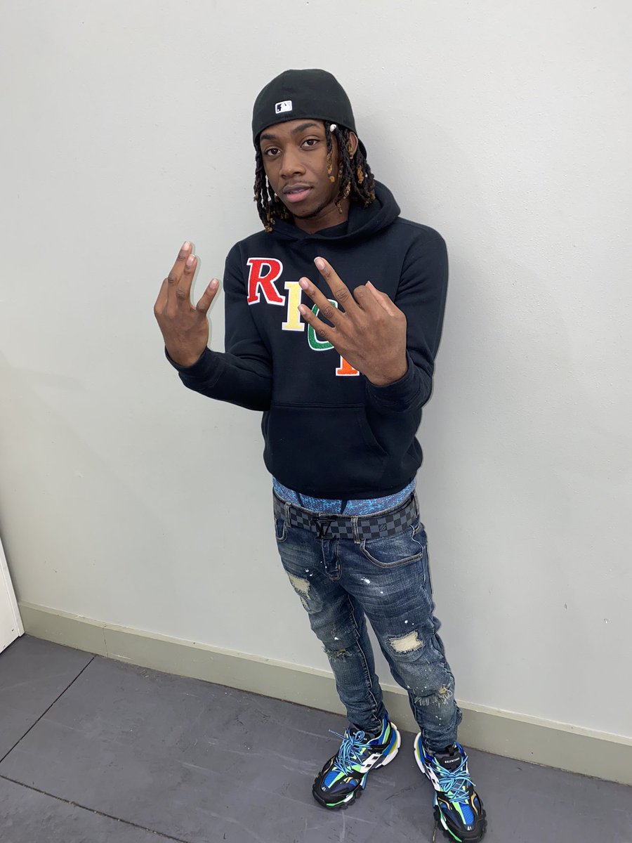 IMMIGRANTZ tweet media