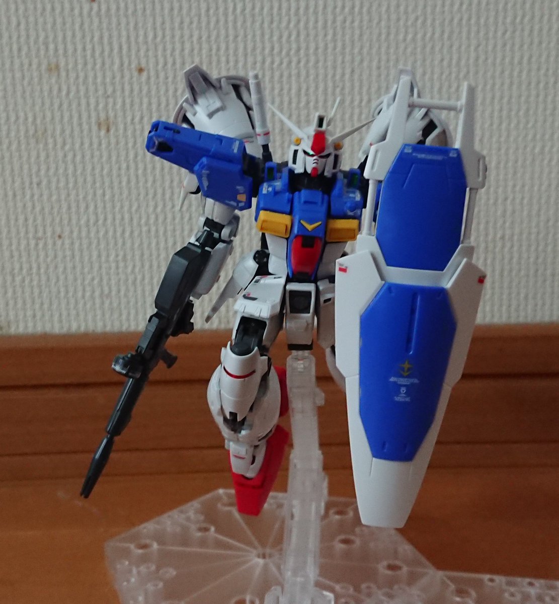 X105 サンダースのすがた Pa Twitter Rgガンダム試作1号機fb完成 コア ブロックシステムを1 144ながら見事に再現したキット しかしコア ファイターiiと上半身の接合がちょっと甘い あと切り方間違えるとリバーススラスターのカバーがよく取れる