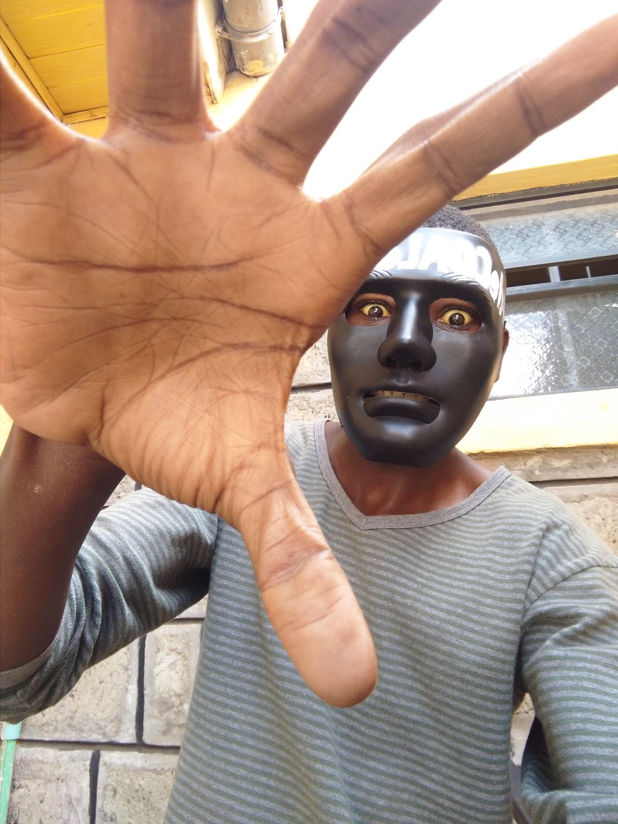 evansolo's tweet image. AM STEPPING OUT FOR #REVOLUTIONKENYA am fed😤 up😡😡 with this system😡