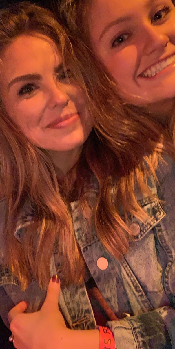 EmoryGrace91's tweet photo. @hannahbrown @ rhythm one year ago today.... a sign? Let’s request your new song maybe? https://t.co/yqOGQm9f0I