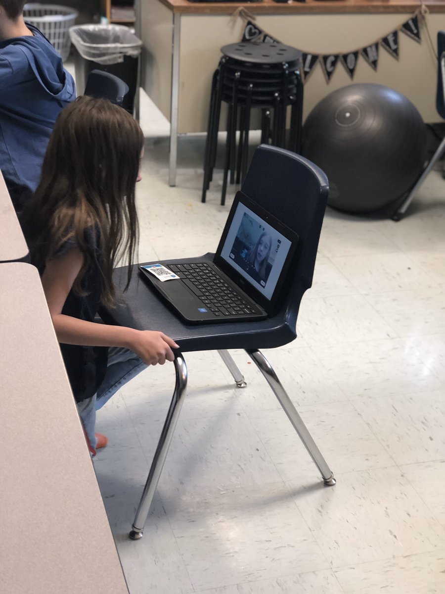 Valentine_3rdGr's tweet photo. Learning how to use @Flipgrid to make our book recommendations! @McIntireElem https://t.co/9xTnayKDKR