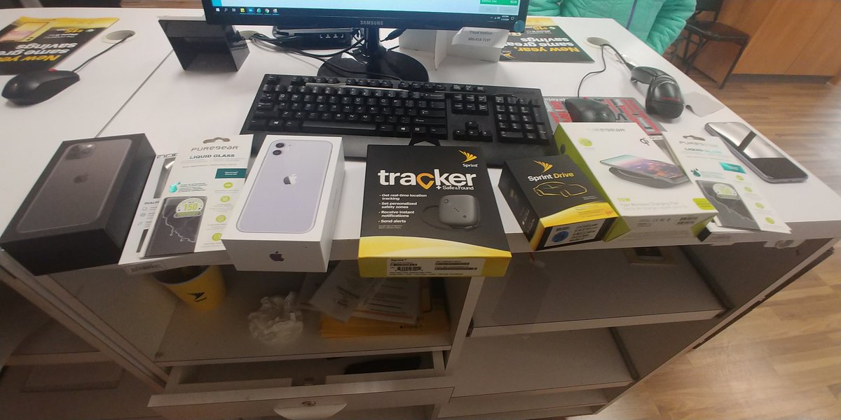 Demetrius Davis (@dmula37) on Twitter photo When your RAE comes to visit and challenges your store to sell a tracker #level8 <a href="/lmarti100/">Lisa</a> <a href="/DKavelaris/">Dustin Kavelaris</a> <a href="/kasia0910/">Kasia</a> @uwDirkZunker <a href="/krisspragg/">Kris Spragg</a> When your RAE comes to visit and challenges your store to sell a tracker #level8 <a href="/lmarti100/">Lisa</a> <a href="/DKavelaris/">Dustin Kavelaris</a> <a href="/kasia0910/">Kasia</a> @uwDirkZunker <a href="/krisspragg/">Kris Spragg</a>
