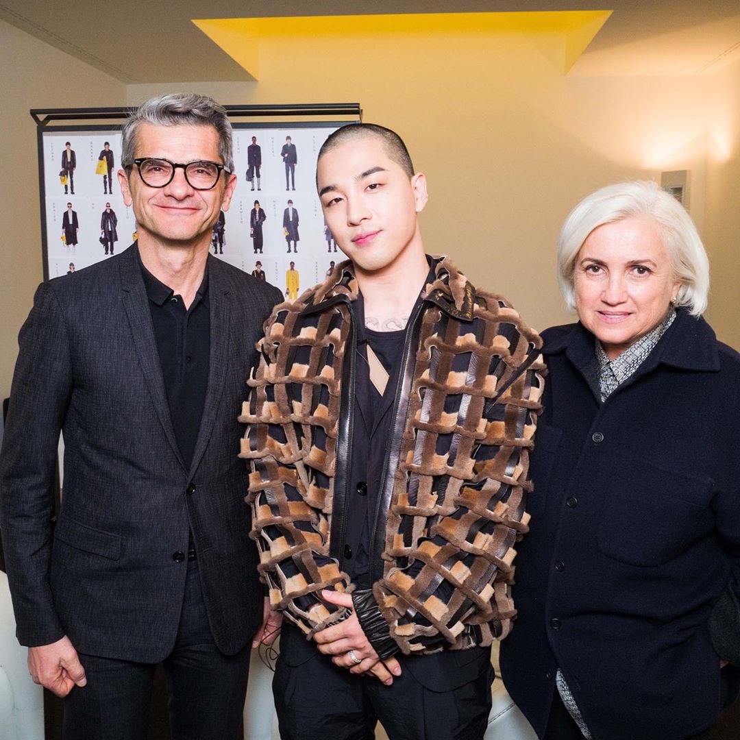 on Twitter: "Next to Serge Brunschwig (Fendi CEO), Silvia Venturini Fendi Creative Director) and Antonio Belloni (LVMH Group Managing Director) cr. Vogue Taiwan https://t.co/1jv7XF7MHn https://t.co/xLEZNQWAwr" / Twitter