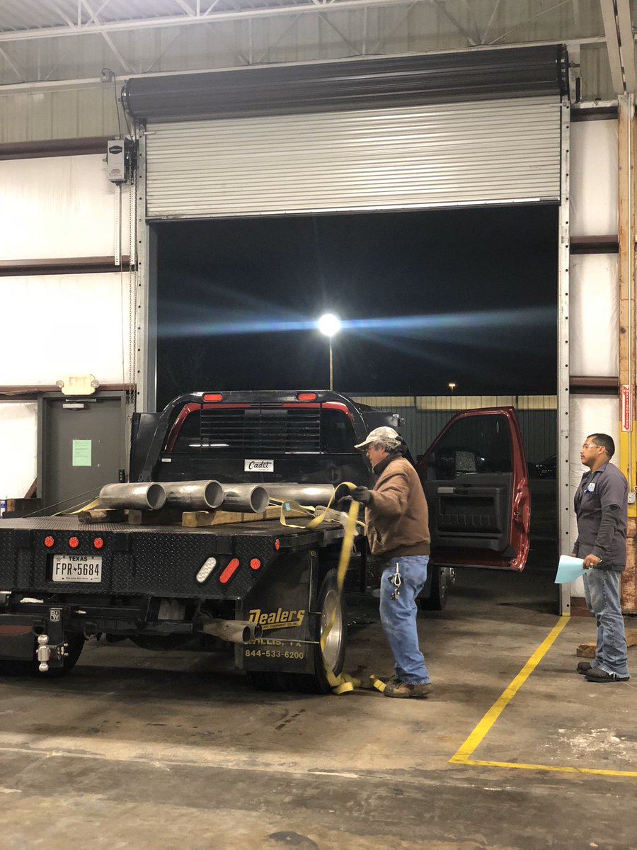 mvmntin's tweet photo. Nightshift shipping out an emergency hot job for one of our loyal petrochemical customers. $MVNT https://t.co/n2KVCtHEYf
