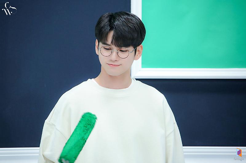 ong seongwu pics (@seongwuarchive) / Posts / X