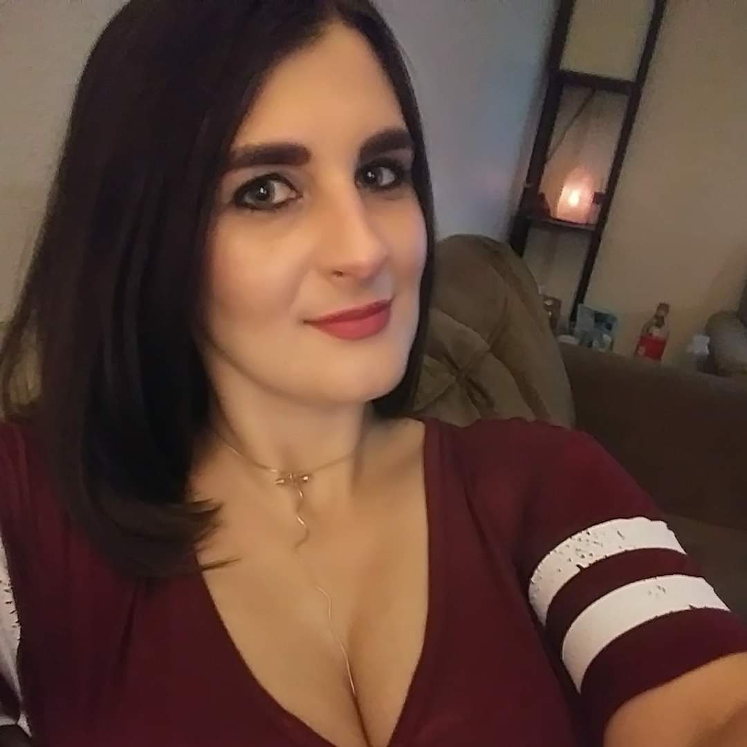 CaitlinButche17's tweet photo. Love when the kids are asleep, and I can kick back and watch my shows. #favoritetimeaday https://t.co/tylfjI3sMu