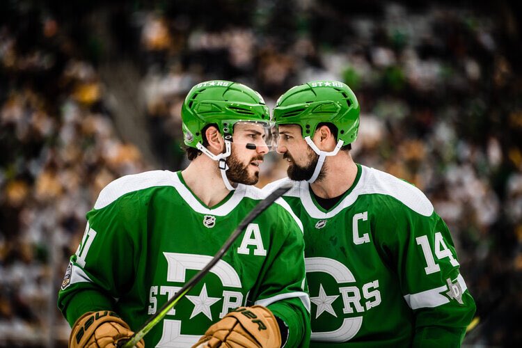 EONrlKdUcAAObTY?format=jpg&name=900x900