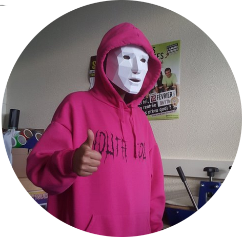 Holo_Ink's tweet photo. Jour 2 : La team est sur le pied de guerre !
Une autre partie de la team va partir en tournage !
#HoloInk #ANONYMMI #LCDA_MMI20 #MMICHALLENGE_IUTSD20 https://t.co/7SxZzlpgHL