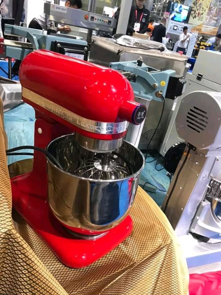 ISohmie's tweet photo. Hello twitter...
Im into sales of all your catering equipments..
Please retweet my customer may be on your timeline...you can also dm me for your deliveries and sales https://t.co/PbGPt9LpRs