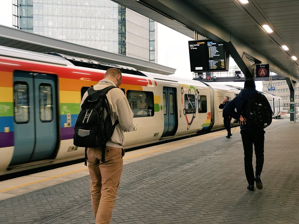 35mmags's tweet image. Cheered me up 🥰🌈🚄 #Trainbow #Class700 (700155) @TLRailUK
