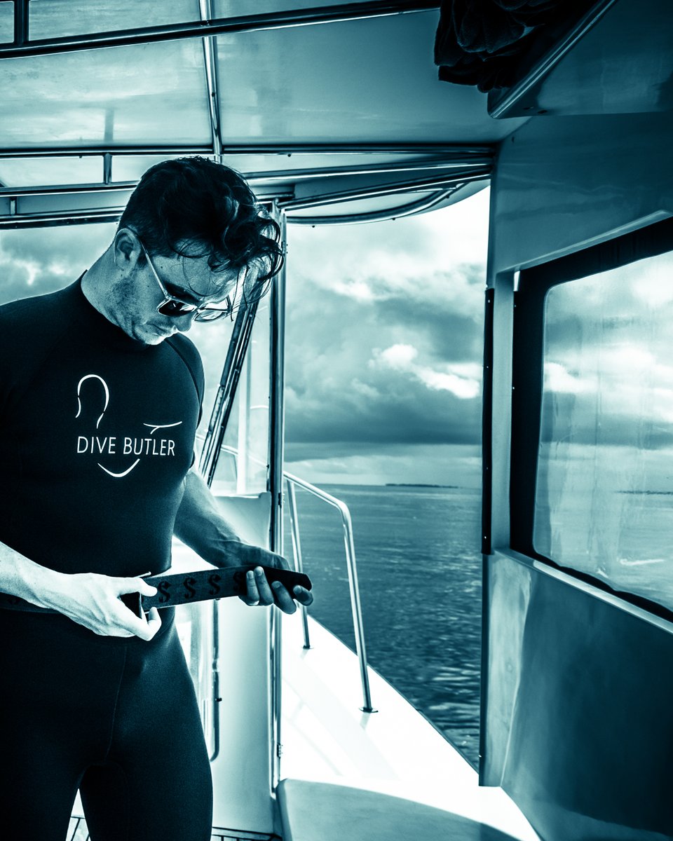 DBIfinolhu's tweet photo. Happy diver getting ready to jump in with our #DiveButler experts 👌 wearing one of our Dive Butler wetsuits 😄 #divebutlerfinolhu #divers #maldives @finolhumv @PADI @elenatranmer https://t.co/dORH1zKpy5