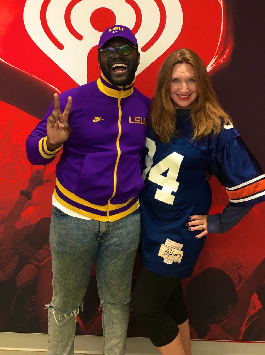 AngieWardonline's tweet photo. Congrats to @LSUfootball and my sweet friend @TerryJOnAir ! Your #Tigers are #1! #CFBNationalChampionship #NationalChampionship2020 #SECNation #GeuxTigers #WDE #radiobrother #iheartlife https://t.co/9QQHFPrrfn
