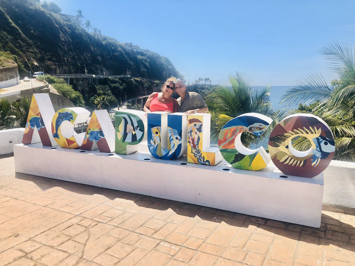 alexfinerooster's tweet photo. Guiading my VIP clients in our daily #Acapulco City Tour @Sectur_Guerrero @Sectur_Acapulco #LocalExpertAcapulco #DejateGuiarPorAcapulco https://t.co/WAqadNIFGm