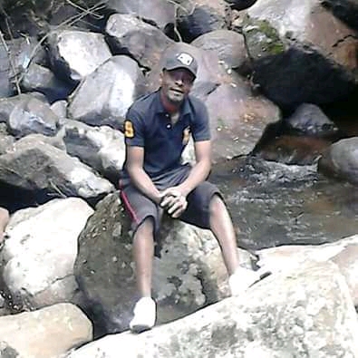 Perezooze's tweet image. OVER THE HILLS AND VALLEYS