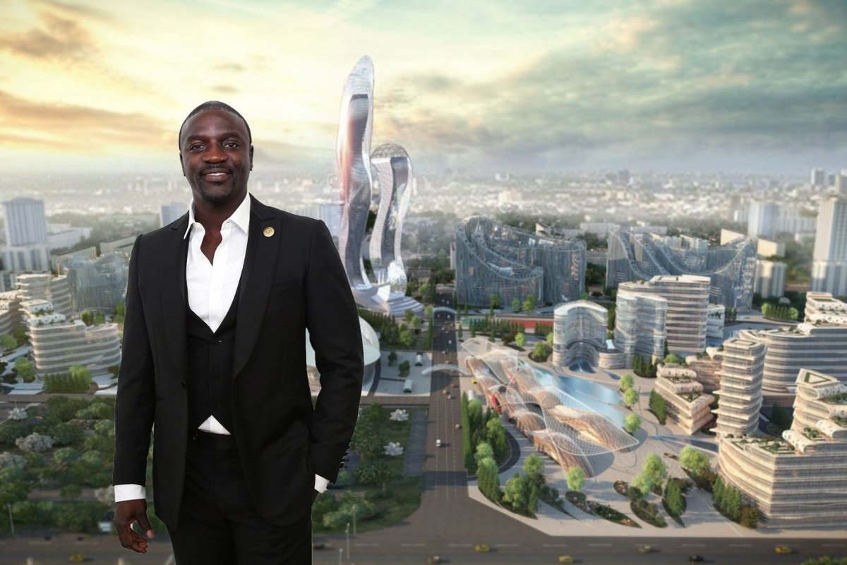 AfricaFactsZone's tweet image. Akon has finalised an agreement with Senegalese officials for the establishment of Akon City, an airport, more Akon Lighting Africa solar power projects, and his own crytocurrency, Akoin will be used in the city in Senegal.