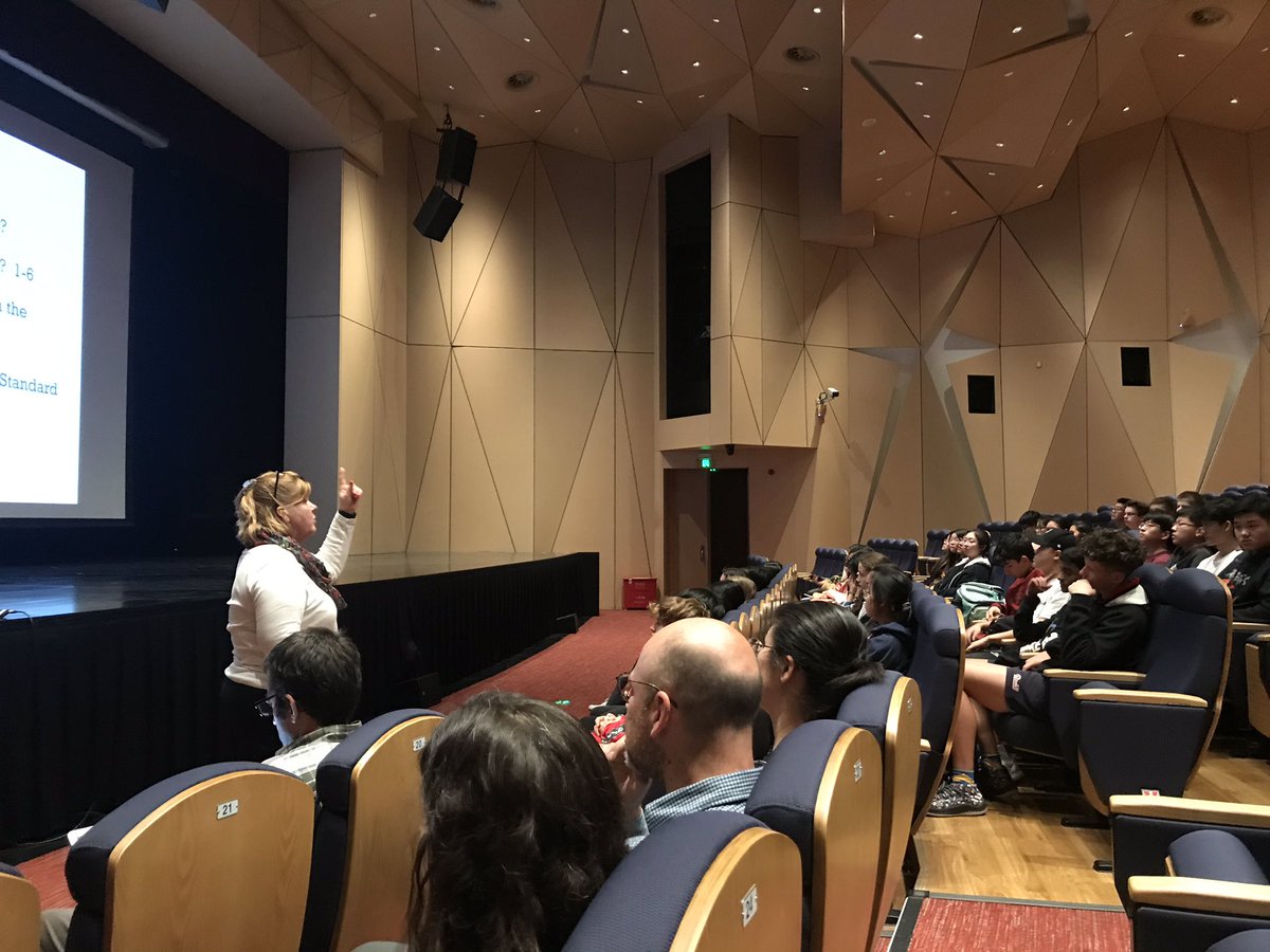 AisgHs's tweet photo. The year is flying by! It’s already the time of year for Ms Martin-Bauer to discuss IB course selections for current grade 10 students. https://t.co/OkG36qqGze