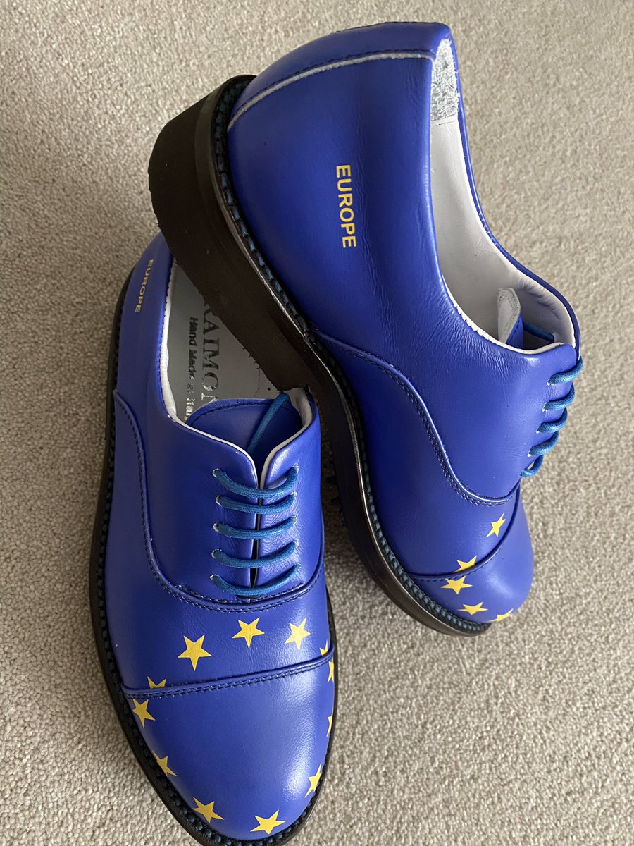 ornellauae's tweet photo. Playing 6 nations and guess my team? @RaimondiGolf @BurhillGolfClub @golftgcom #handmadeitaly, #luxgolf https://t.co/BgeUaKsr1g