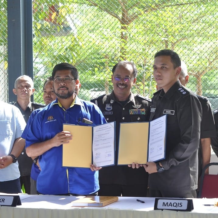 Jkr Kelantan على تويتر 14 Januari 2020 Majlis Penyerahan Projek Banggunan Alat Pembakar Di Kompleks Pejabat Kuarantin Dan Pemeriksaan Malaysia Maqis Di Rantau Panjang Kelantan Niksoh 63 Zailanabrahman Https T Co N0yqo6do6b