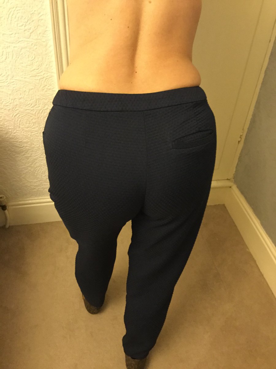 goddessnoonie's tweet photo. Bum Tuesday 😂😜
#sexyunderwear #bluegstring #cheeky #legs
#toocoldforskirt #waistline
Pics & Vids Sold Via kik Goddessnoonie https://t.co/DH6MYMp6sJ