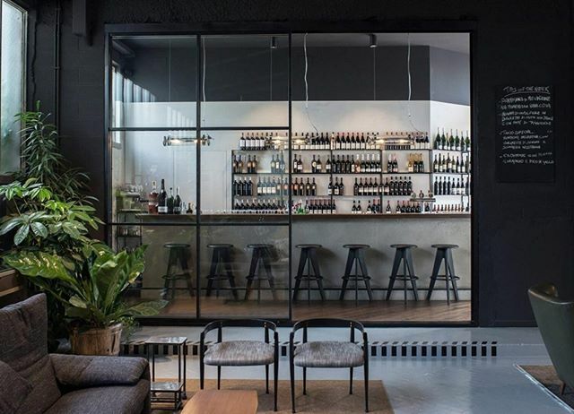 trnsfr_design's tweet photo. ‘Filling Station Motel ‘Bar/Motorcycle Workshop by Visual Display
# https://t.co/i2szcbM393