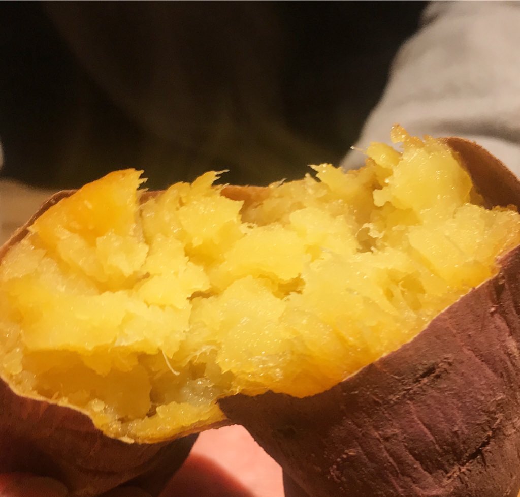銀座つぼやきいも 受験生の夜食にあつあつの焼き芋いかがですか お持ち帰りになった場合 レンジで約1分ほど まるごとの場合 温めていただくとあつあつがよみがえります 銀座つぼやきいも 受験生応援 がんばれ 受験生 夜食 あつあつ ヘルシー 銀座つぼやきいも 受験生の夜食にあつあつの焼き芋いかがですか お持ち帰りになった場合 レンジで約1分ほど まるごとの場合 温めていただくとあつあつがよみがえります 銀座つぼやきいも 受験生応援 がんばれ 受験生 夜食 あつあつ ヘルシー