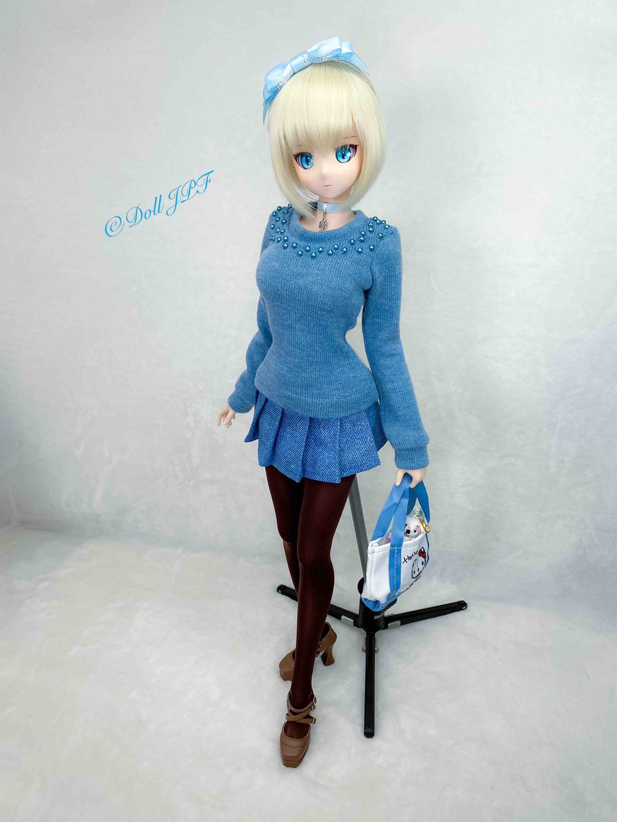 AndroidPDF's tweet photo. 玲ちゃん: 熊ちゃんとおつかい💕 (o^^o)  .

Rei-chan: Run some errands💕 (o^^o)  .

#hellokittybag #teddybear #blue 
#smartdoll #smartdollgourai #gourai #dolljpf #culturejapan #doll #fashiondoll #dollphotography #bjdphotography https://t.co/aymTsH7hQ5