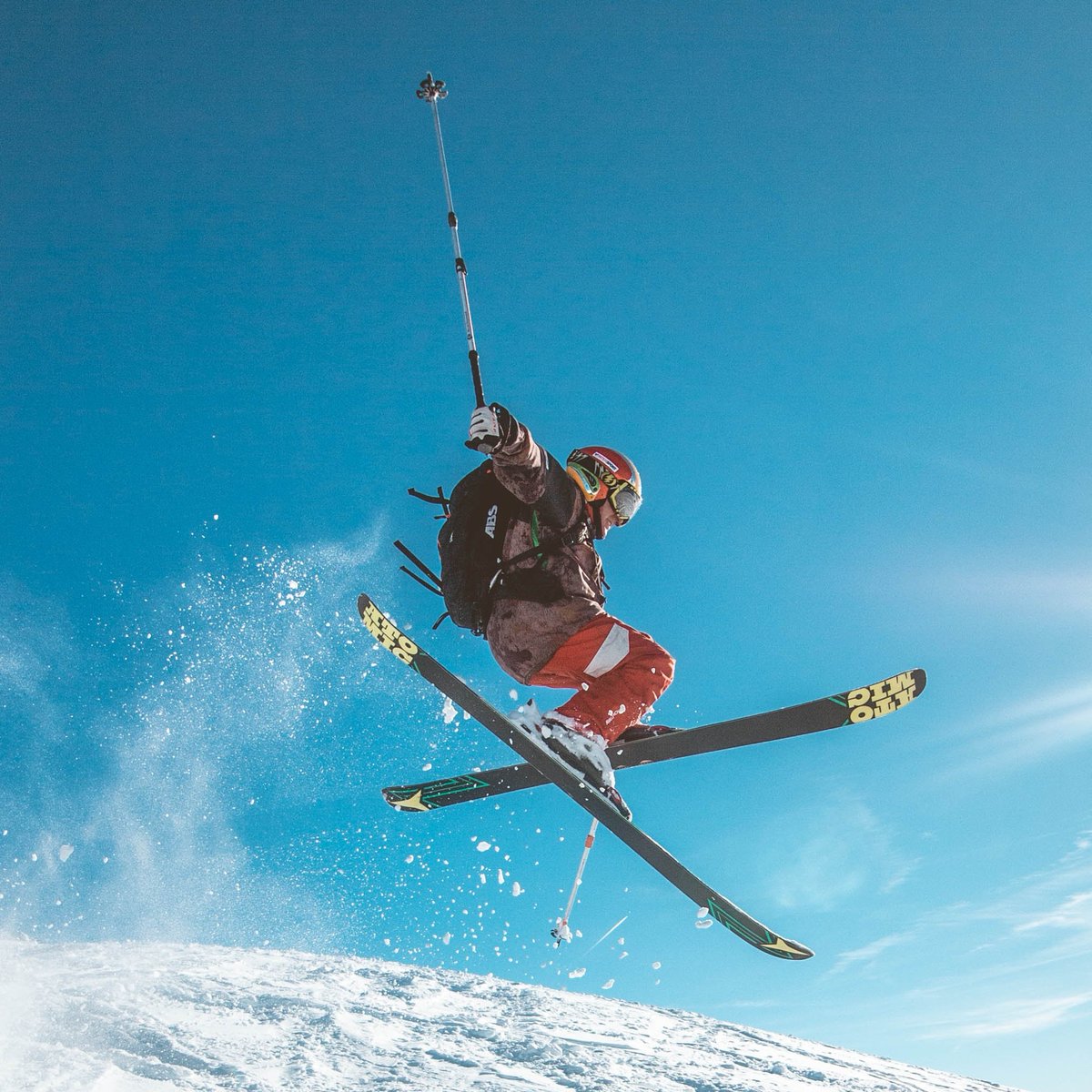 alkamilbooking's tweet photo. Top 5 Powder Snow Hotspots On This Planet For Skiing ⛷

❄️ Echigo-Yuzawa, Japan
❄️ Wanaka, New Zealand
❄️ British Columbia, Canada
❄️ Chamonix, France
❄️ Tamok , Norway

Book Tickets Now
https://t.co/89ZpCJSmob https://t.co/64dcO9KLdJ