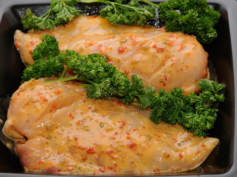 TaylorsofSale's tweet image. It's Specials Time. Two easy-cook dinners for you this week. 

1. Meatloaf reduced from £4.60 to £4 each.

2. Chicken Fillet in a White Wine and Mango Sauce: Complete with cooking tray. Down from £5.20lb to £4.32lb

Offers good until closing on Monday Jan 20 #saletown #lovem33