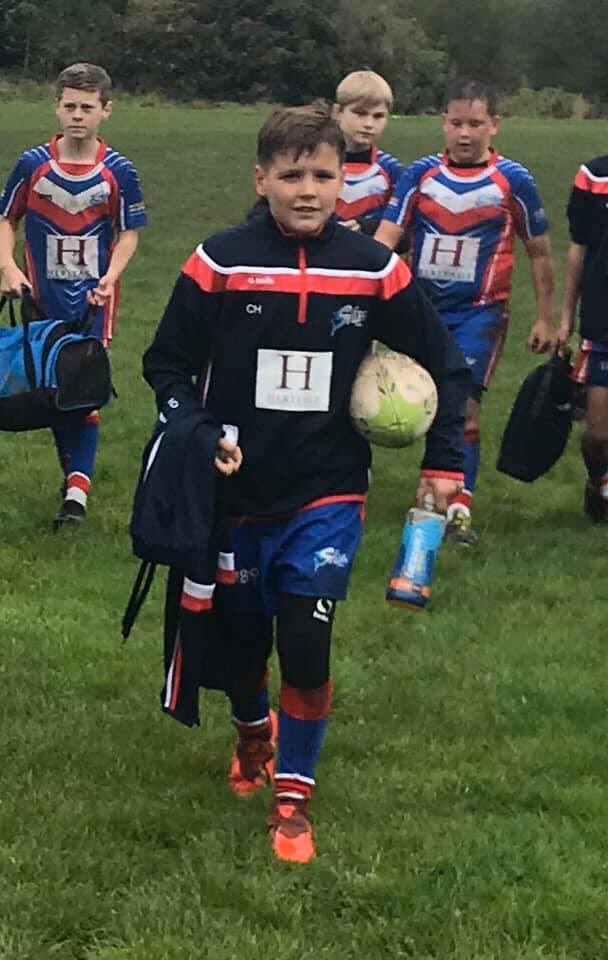 HawksUs's tweet photo. Happy birthday to my wonderful, caring, pain in the arse son caden, also happy birthday to @LouieMS14 LMS looking forward to Sunday ❤️👊🥊🏉 https://t.co/8XIPoVQZjq