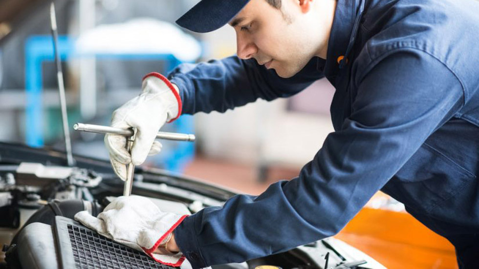 cms_seguros's tweet photo. ¿Sabes cuánto tiempo debe tardar el taller en reparar tu coche? Cuando llevas el coche al taller surge la misma pregunta. ¿Cuánto deben tardar en reparar el vehículo? ¿Existe un plazo máximo establecido por ley? Entérate de todo en este post. 
https://t.co/M4inwispsk https://t.co/Fk1nKDO35f