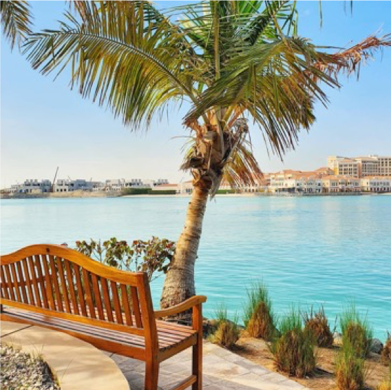 SoukQAB's tweet photo. Absolutely magical! Thank you @faathi_zee for the incredible photo #SoukQaryatAlBeri

#AbuDhabi #AbuDhabiLife #VisitAbuDhabi #InAbuDhabi #AbuDhabiCity #QaryatAlBeri #Calm #BlueWater #Travel #TravelAddict #TravelGram #TravelPhotog https://t.co/HcHVflnEYc