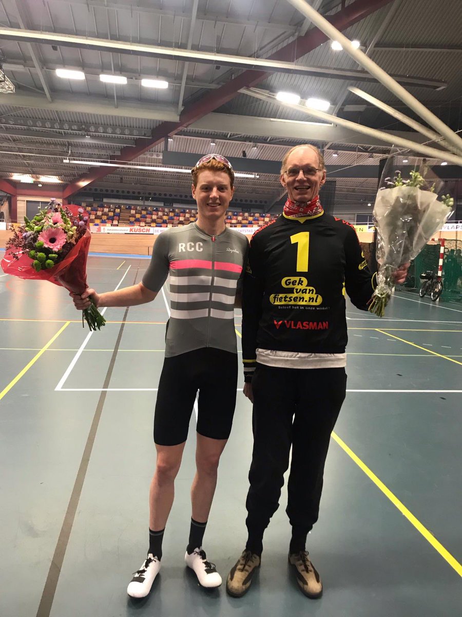 En de uitslag van de 2e dernycup wedstrijd op het Sportpaleis te Alkmaar van afgelopen zaterdag. Volgende wedstrijd is het NK Stayeren op 21 Januari 2020. U bent van harte welkom vanaf 19.00 op het Sportpaleis......!!!!!!