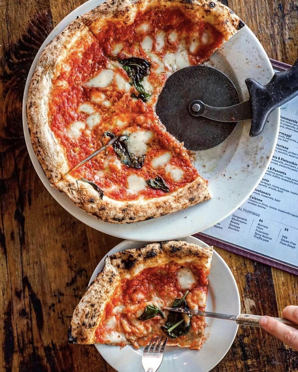 thecraveapp's tweet photo. It's no secret, Pizza makes any day better! 
​📸: @peggyeats 
#nyceats #nyceeeeeats #nycfoodie #nyfoodie #eatingnyc #newforkcity #chewyorkcity https://t.co/aiuSK3gGC4