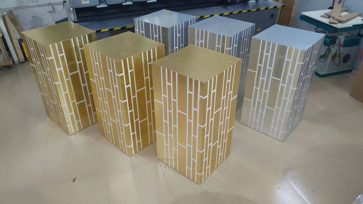 m15627864338's tweet image. #displaypedestal #dispalyplinth #displaytable #Acrylicpedestal