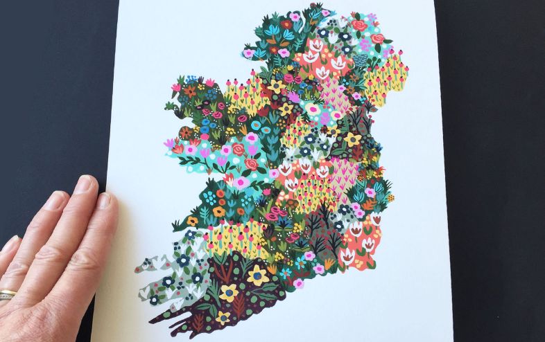 Hairy Fruit Art - Stand A126 Showcase 2020 @hairyfruitart Helen Magee uses her versatile skills to create beautiful art for the home & memorable Irish gifts & stationery. #ShowcaseIreland #TradeOnly #IrishDesign @DCCoI @Entirl @Loc_Enterprise showcaseireland.com/exhibitors/hai…