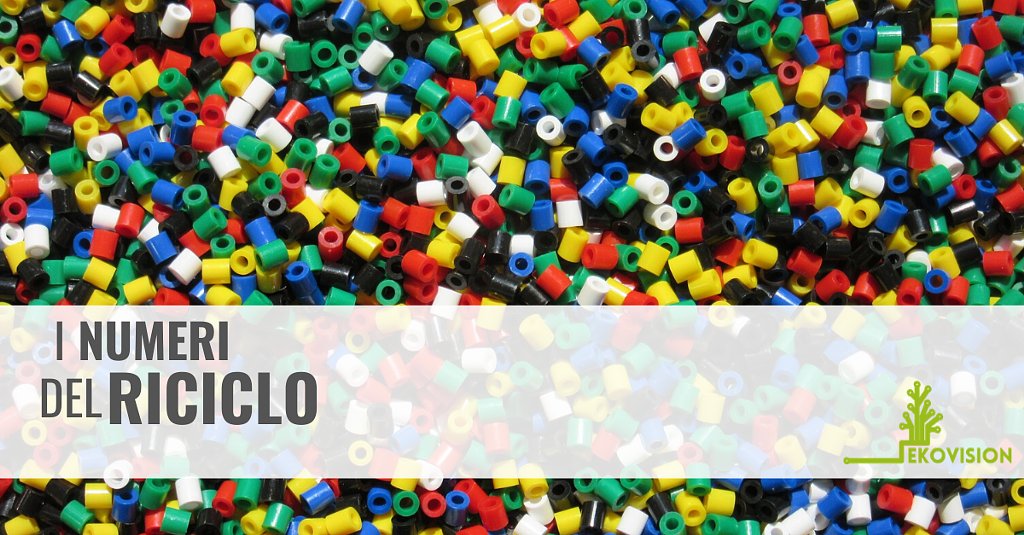 ekovisionsrl's tweet photo. L’imbottitura del tuo piumino matrimoniale potrebbe essere prodotto con plastica riciclata. In realtà basterebbero semplicemente 67 bottiglie d’acqua. https://t.co/gtUoEKvGaN