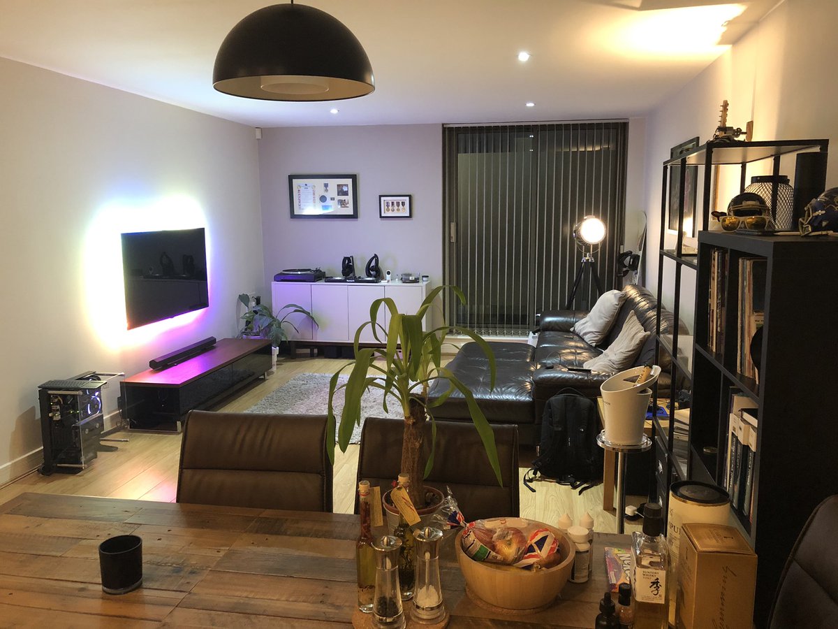 Afroboy360's tweet photo. Came hope to an absolutely gleaming apartment after a long days work. Thanks to Sean Davies and all the team @AllTheCornersC1 - can’t recommend these guys enough. Highly professional, great job and I think they even stayed longer than what I paid for https://t.co/pg9tO68dXH