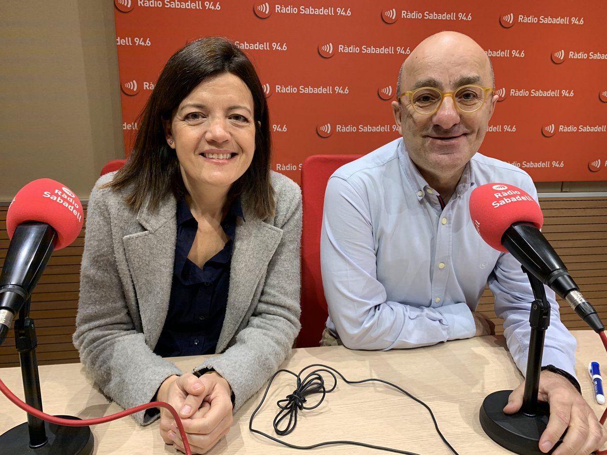 RadioSabadell's tweet photo. 🔴 EN DIRECTE #ElCafèdelaRàdio | @AiguesSabadell finançarà el subministrament d'aigua a 11 entitats socials de Sabadell. Quines polítiques socials té la companyia?
▶️ https://t.co/3gfxpIyXef https://t.co/wA5kgyNEkW