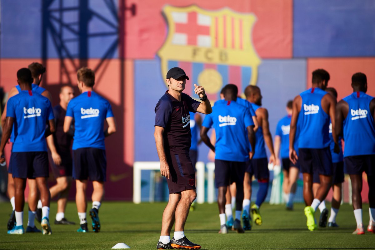 oleehbarca tweet picture