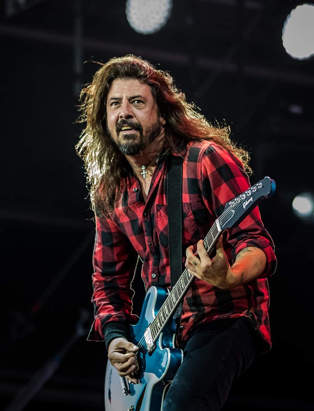 Happy Birthday Dave Grohl  (51) 

born 14th January, 1969.

Nirvana 
Foo Fighters 