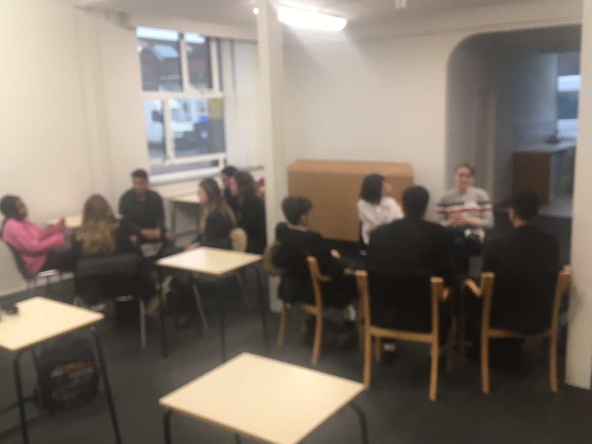 First mentor session between ex BDB students currently attending <a href="/Woking_College/">WokingCollege</a> and current year 11s. Conversations about gcse preparation and college life! #ProudOfBDB