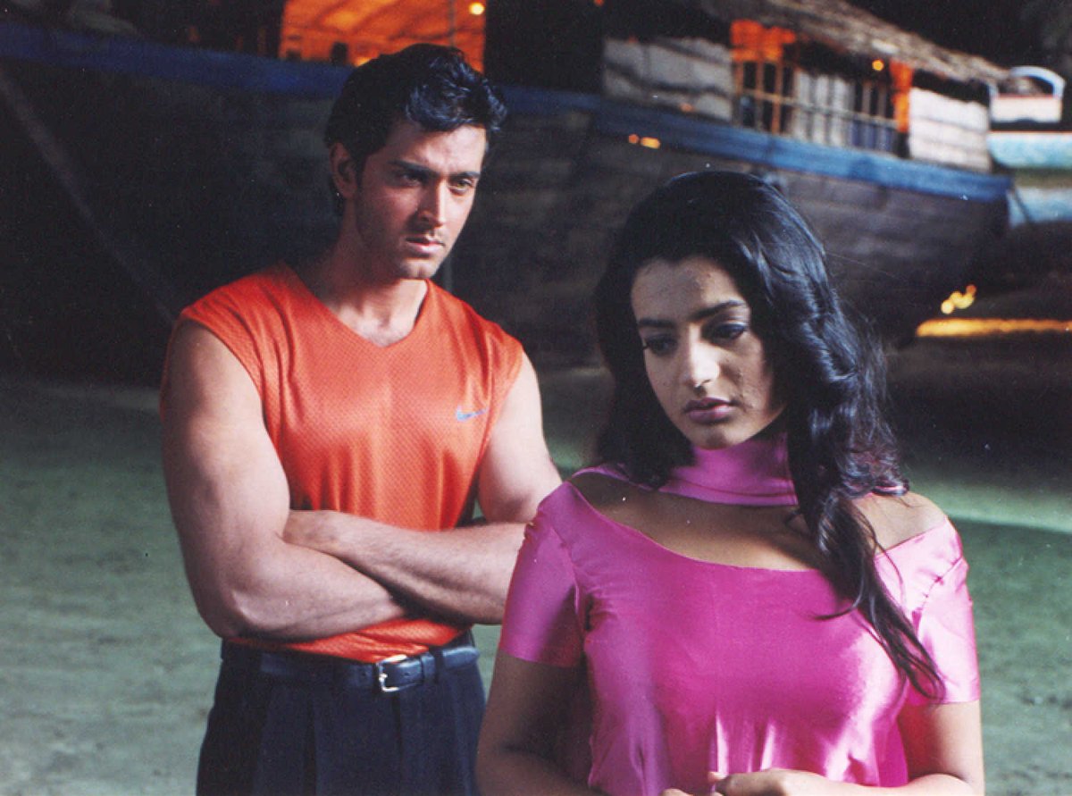 Rakesh Roshan collected his first ever Filmfare Award, which he won as producer and as director.20 YEARS OF HRITHIK MANIA